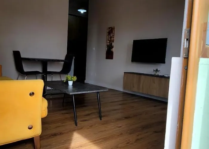 @bazaar2 Appartamento Tirana